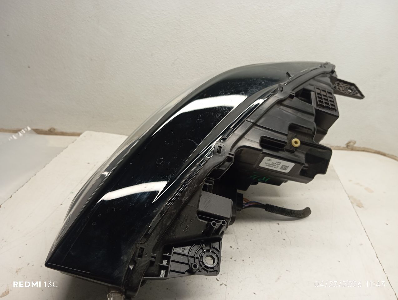 Part image 3