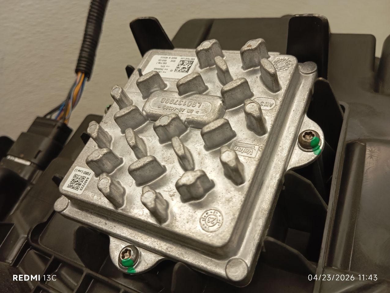 Part image 9