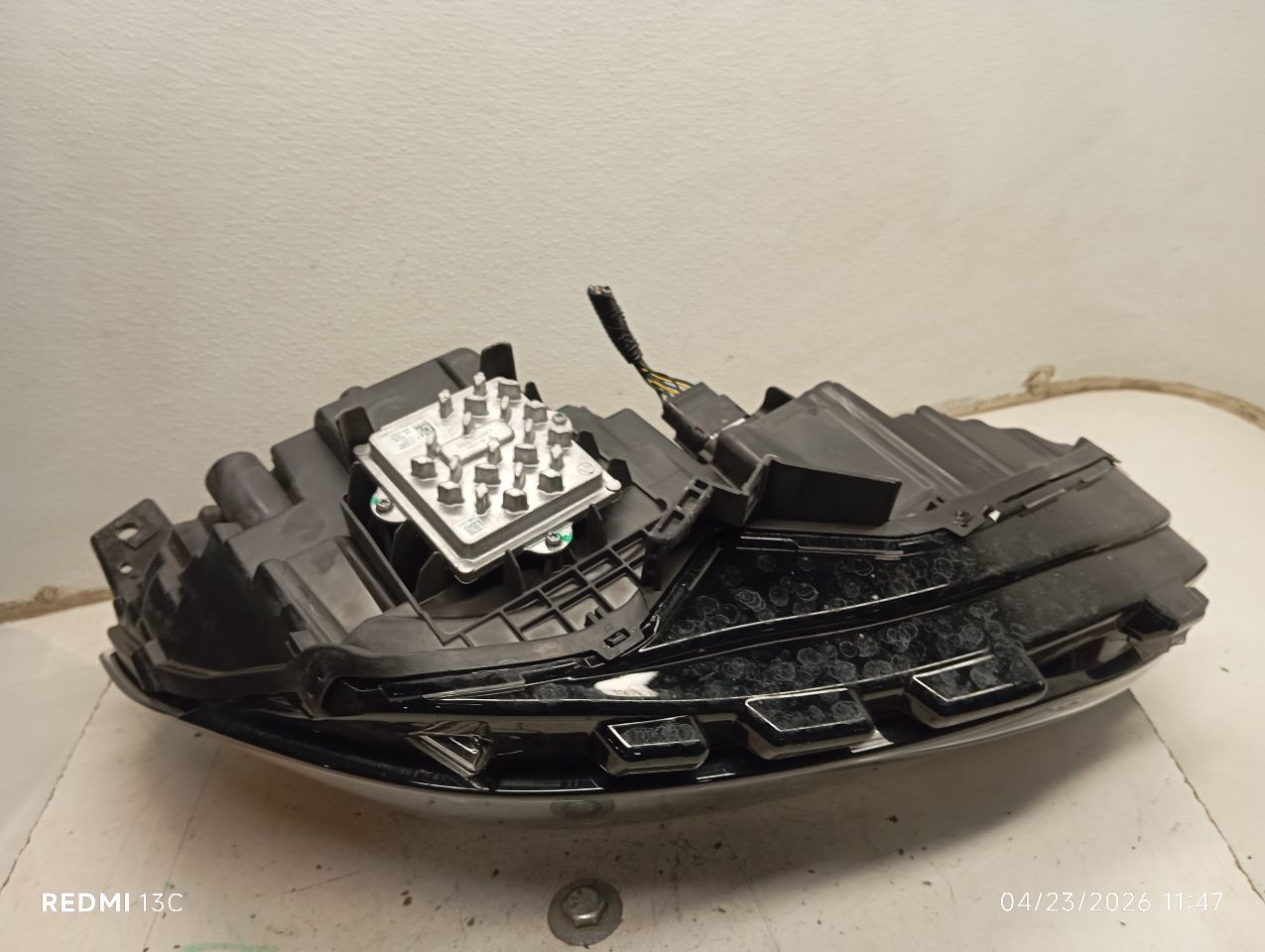 Part image 7