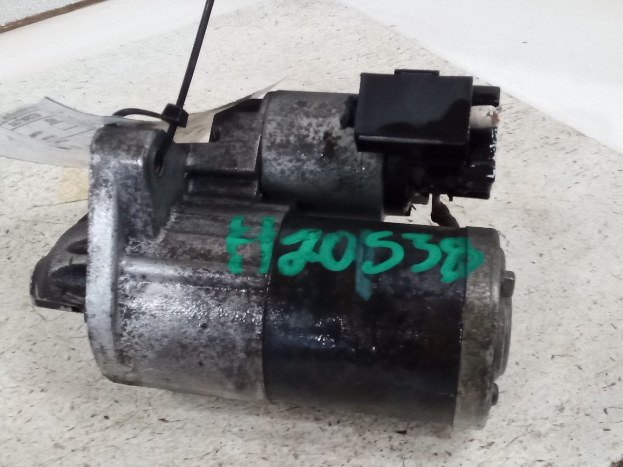 Part image 4