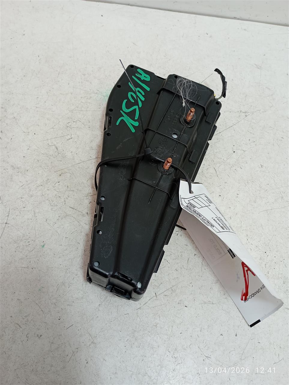 Part image 2