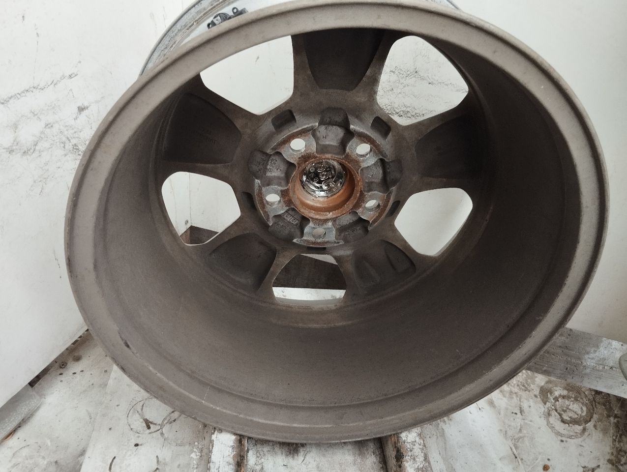 Part image 3