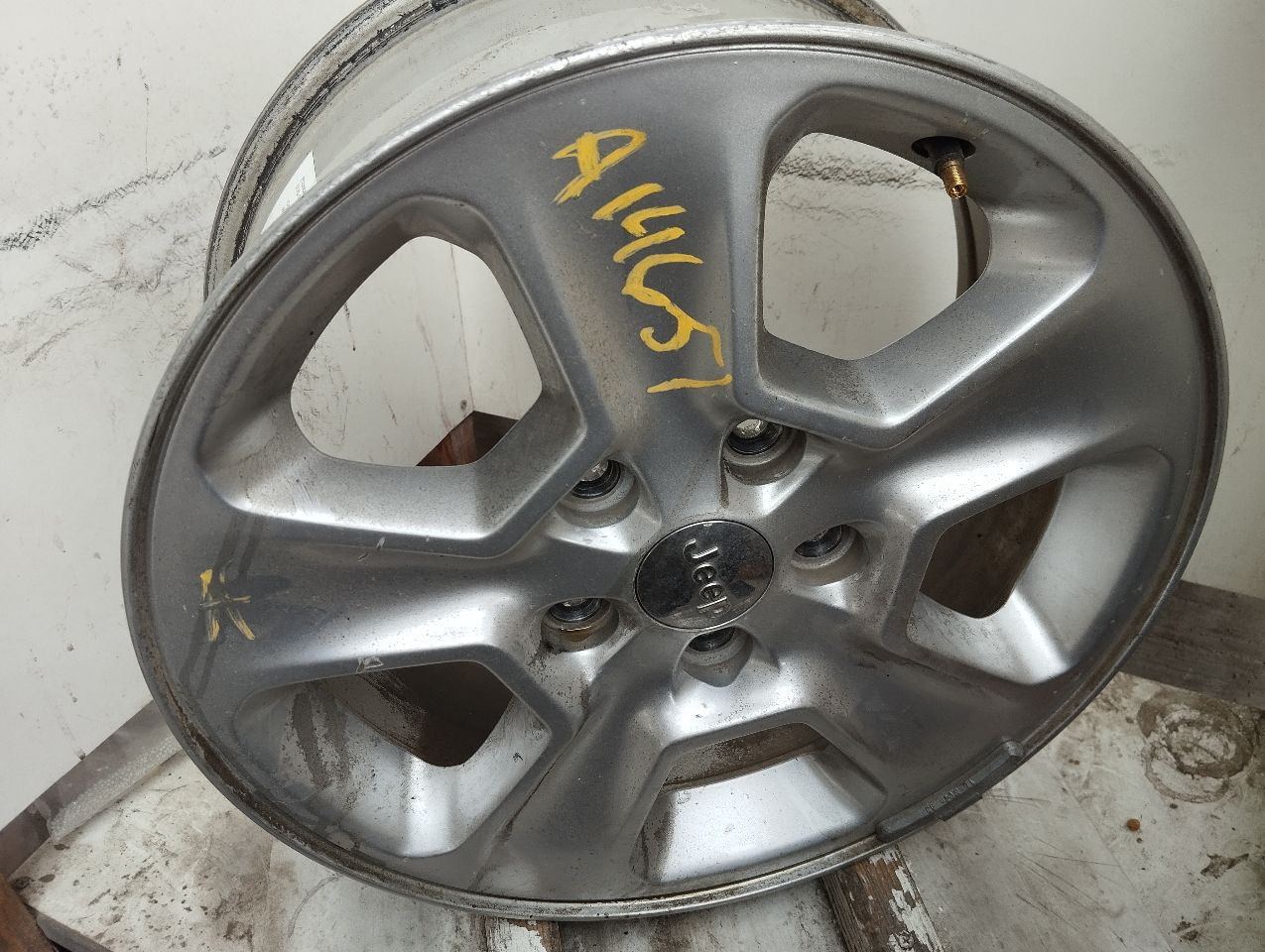 Part image 2