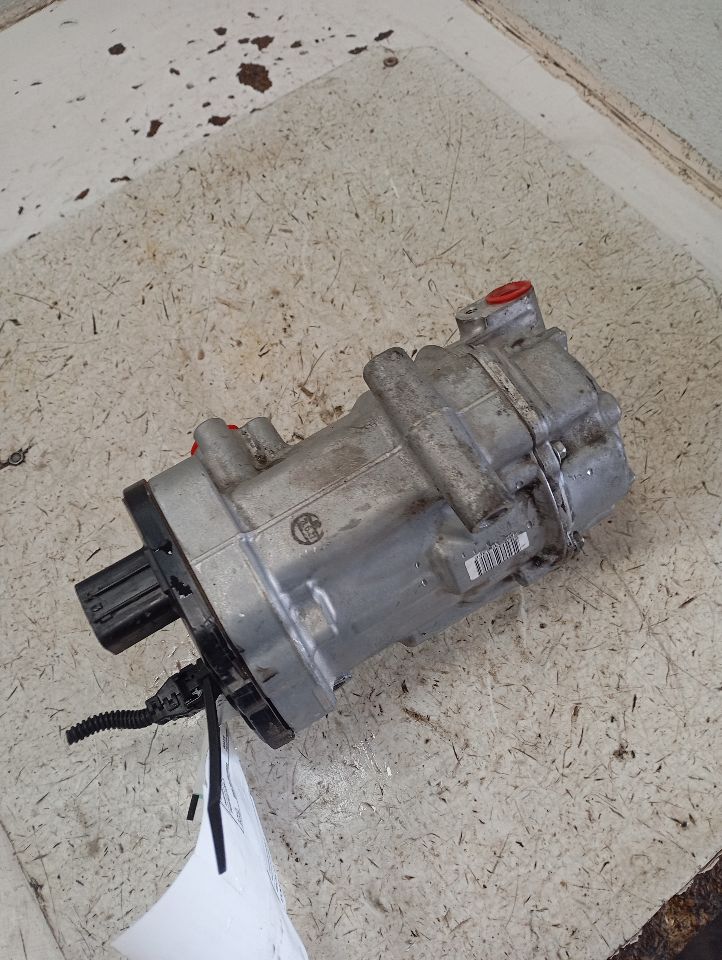 2021 Toyota SIENNA AC Compressor