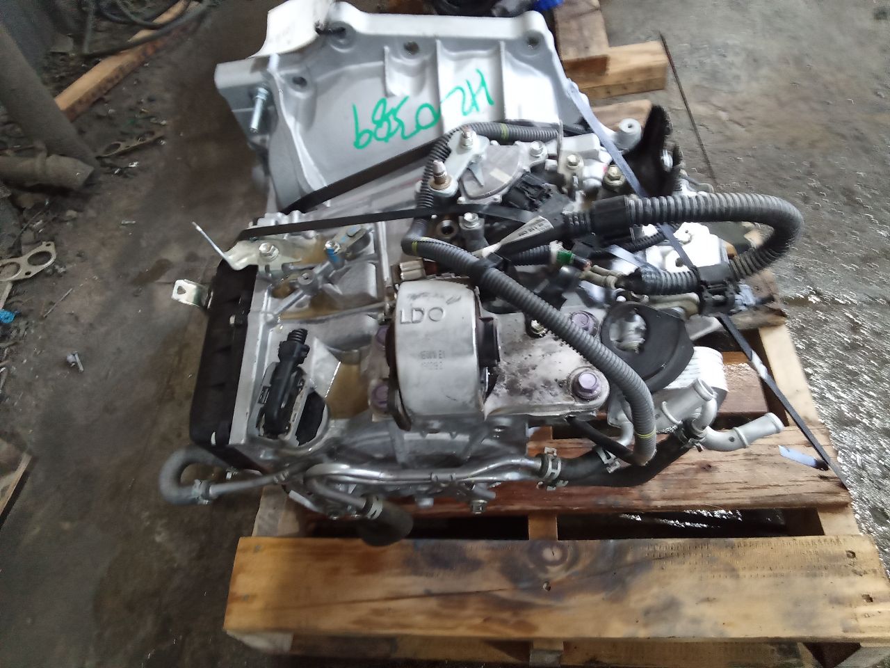 Part image 4