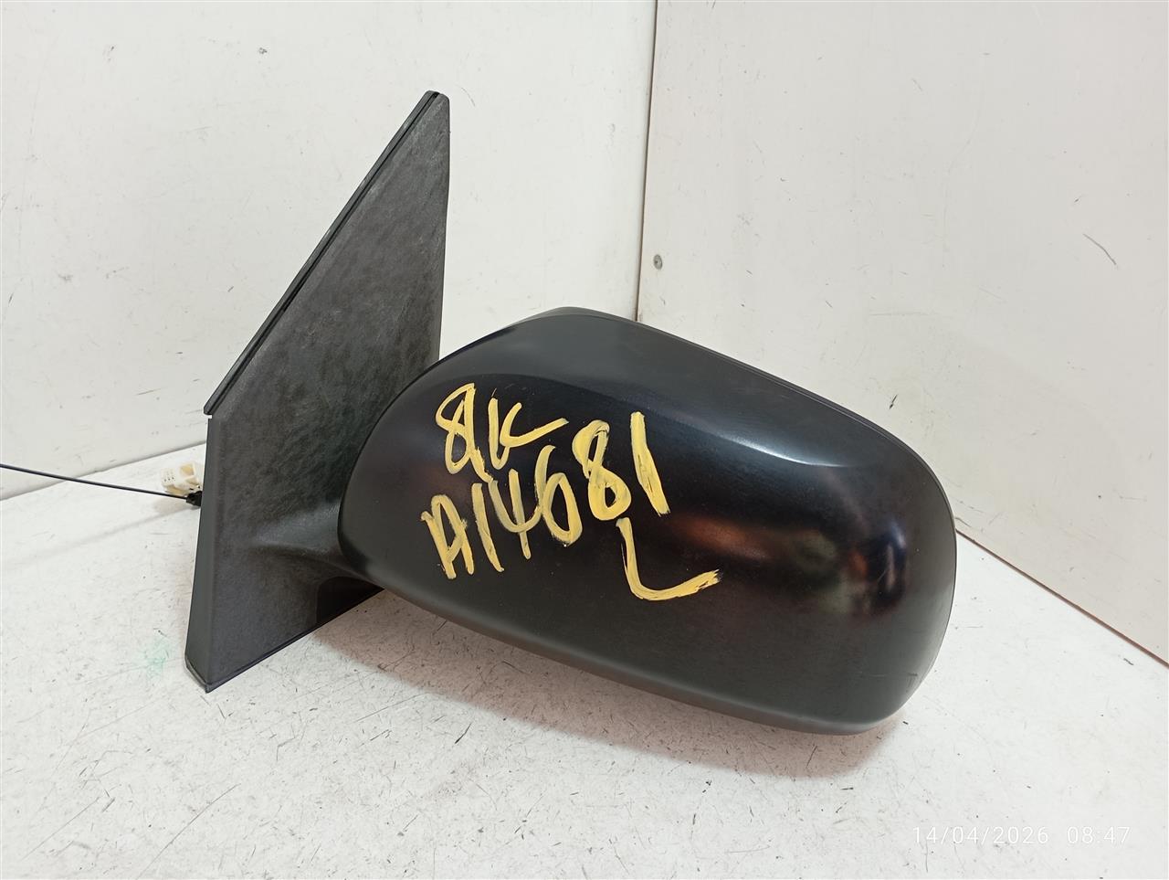 Part image 3