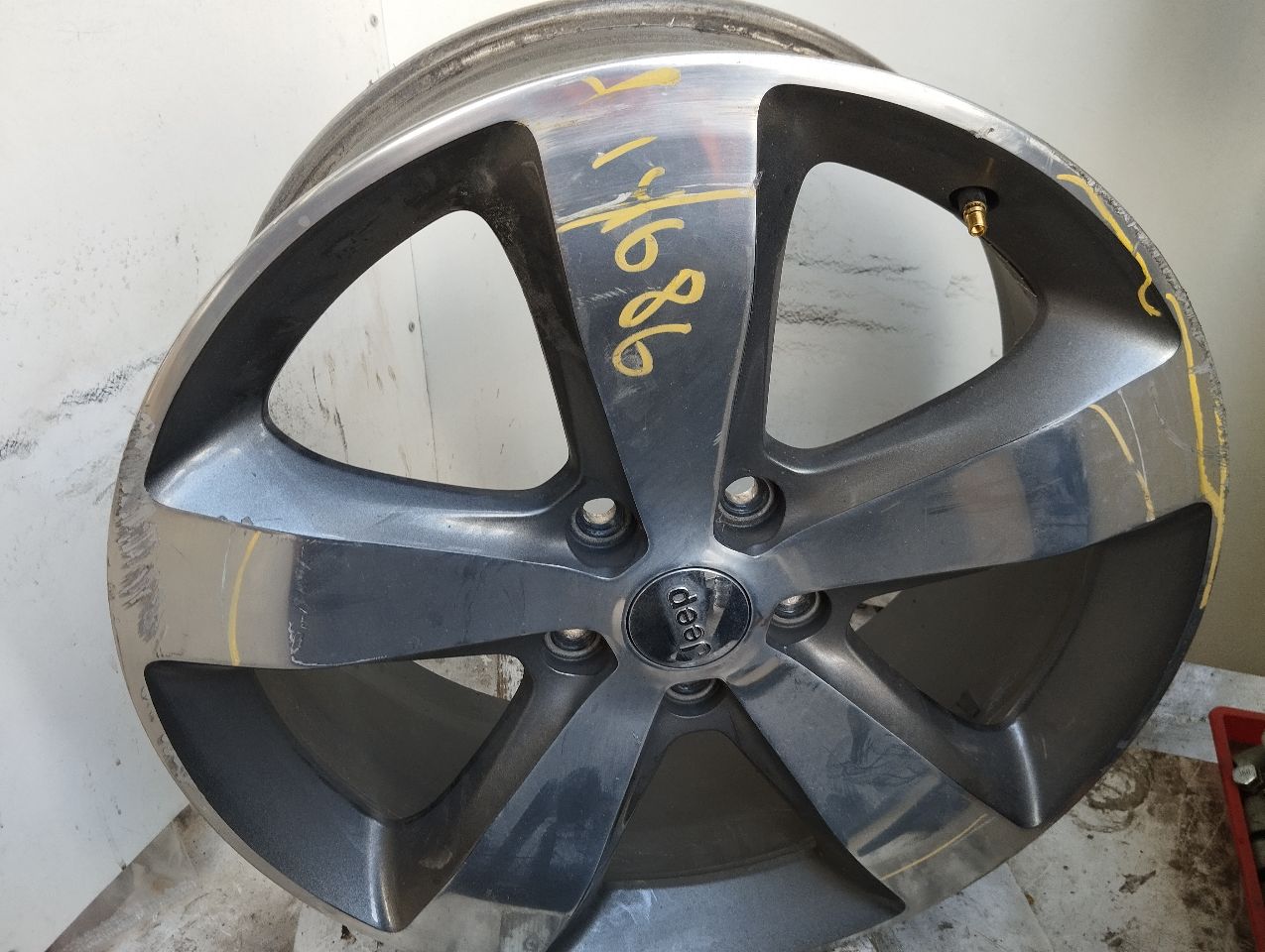Part image 2