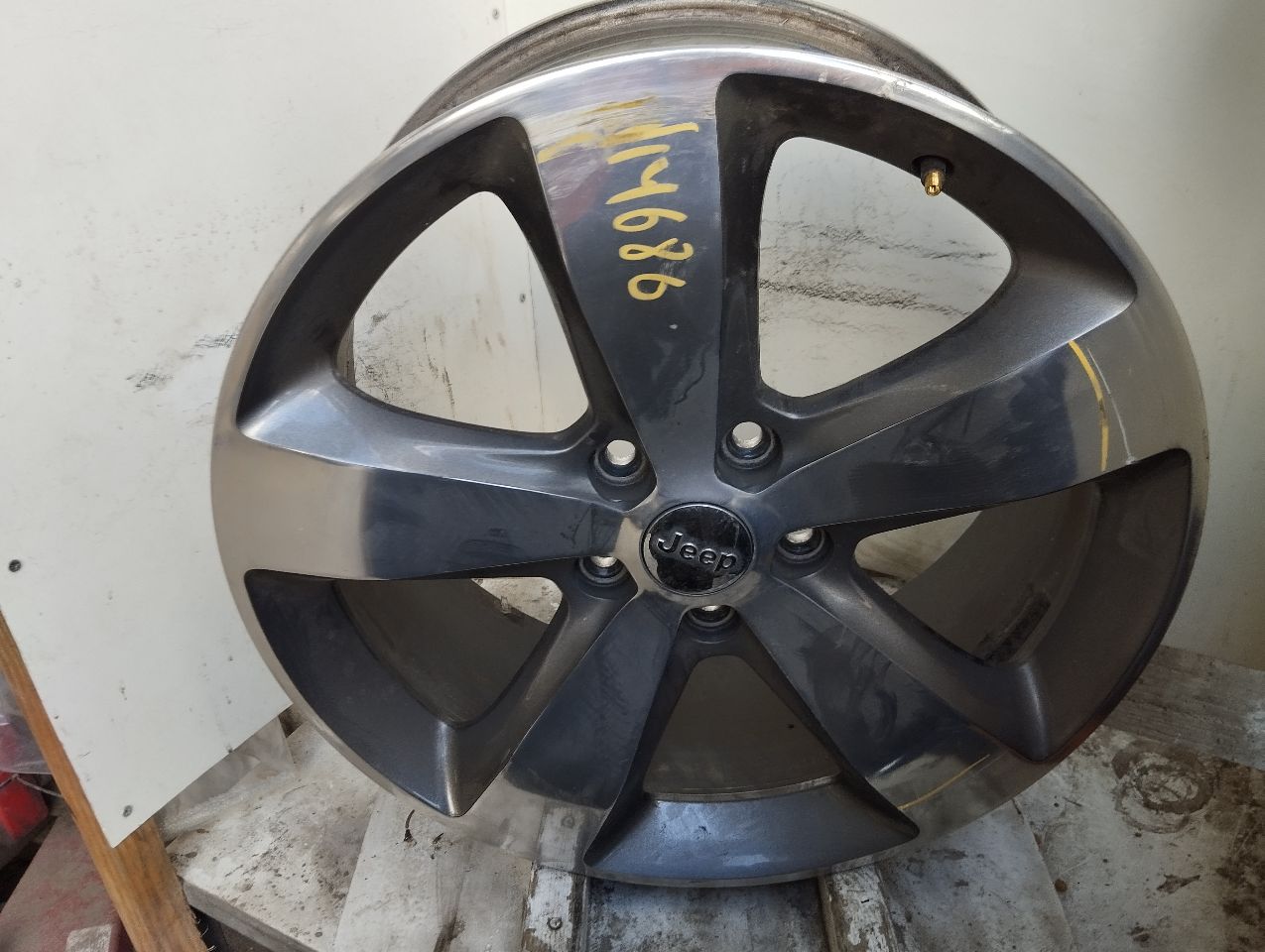 Part image 2