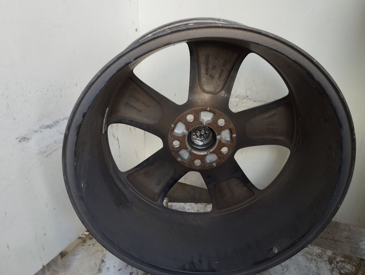Part image 3