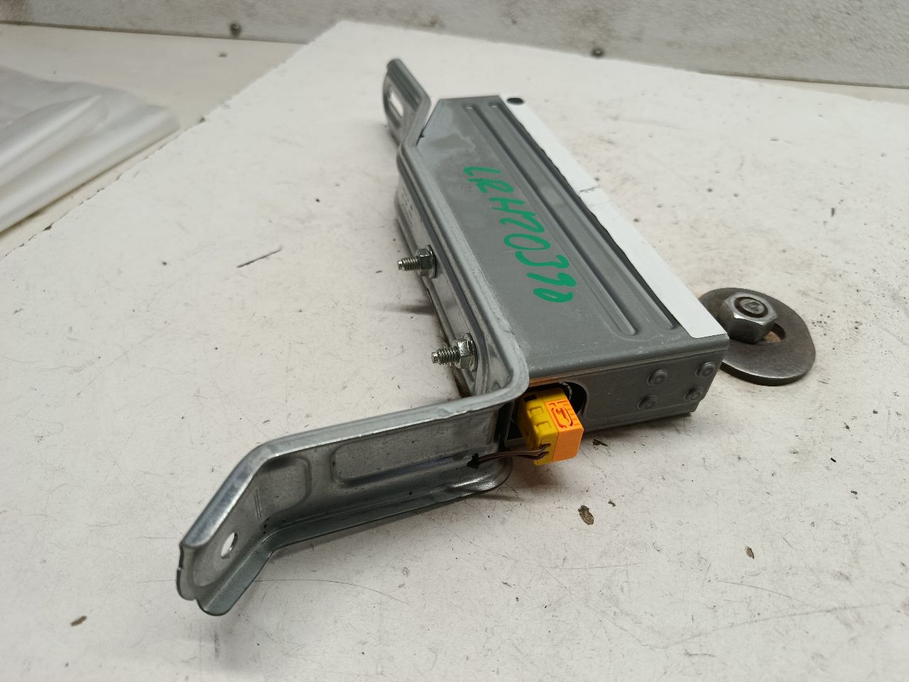 Part image 6