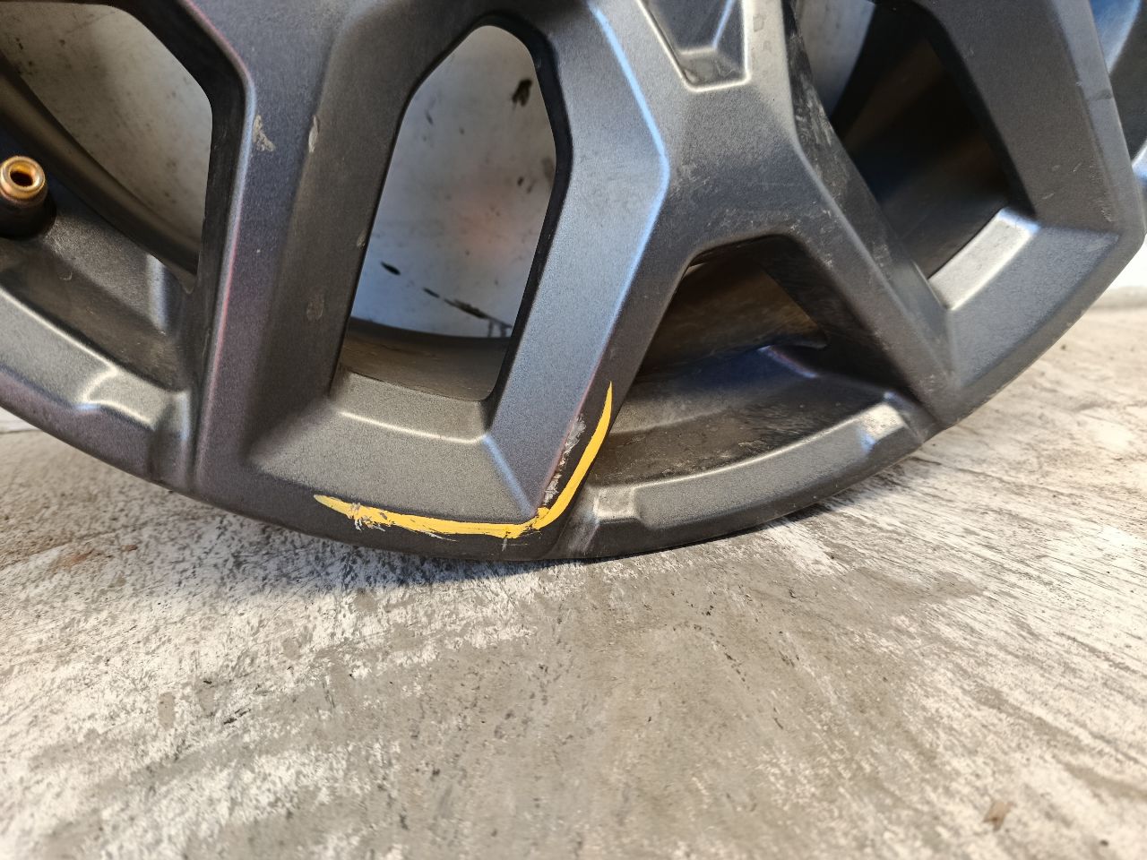 Part image 1