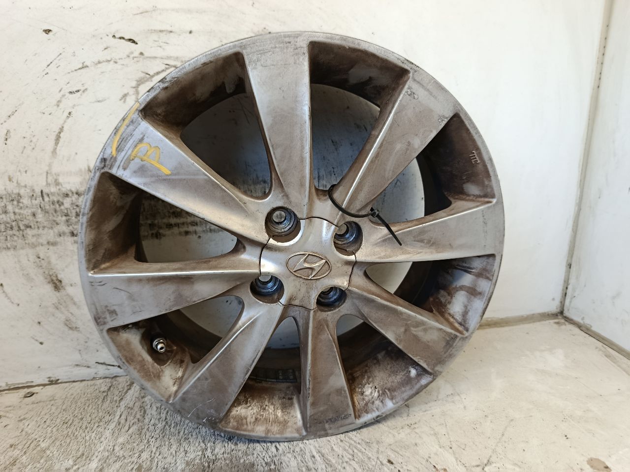 Part image 1