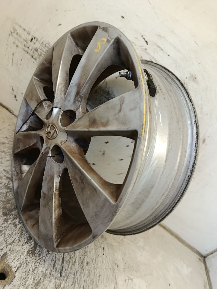 Part image 3