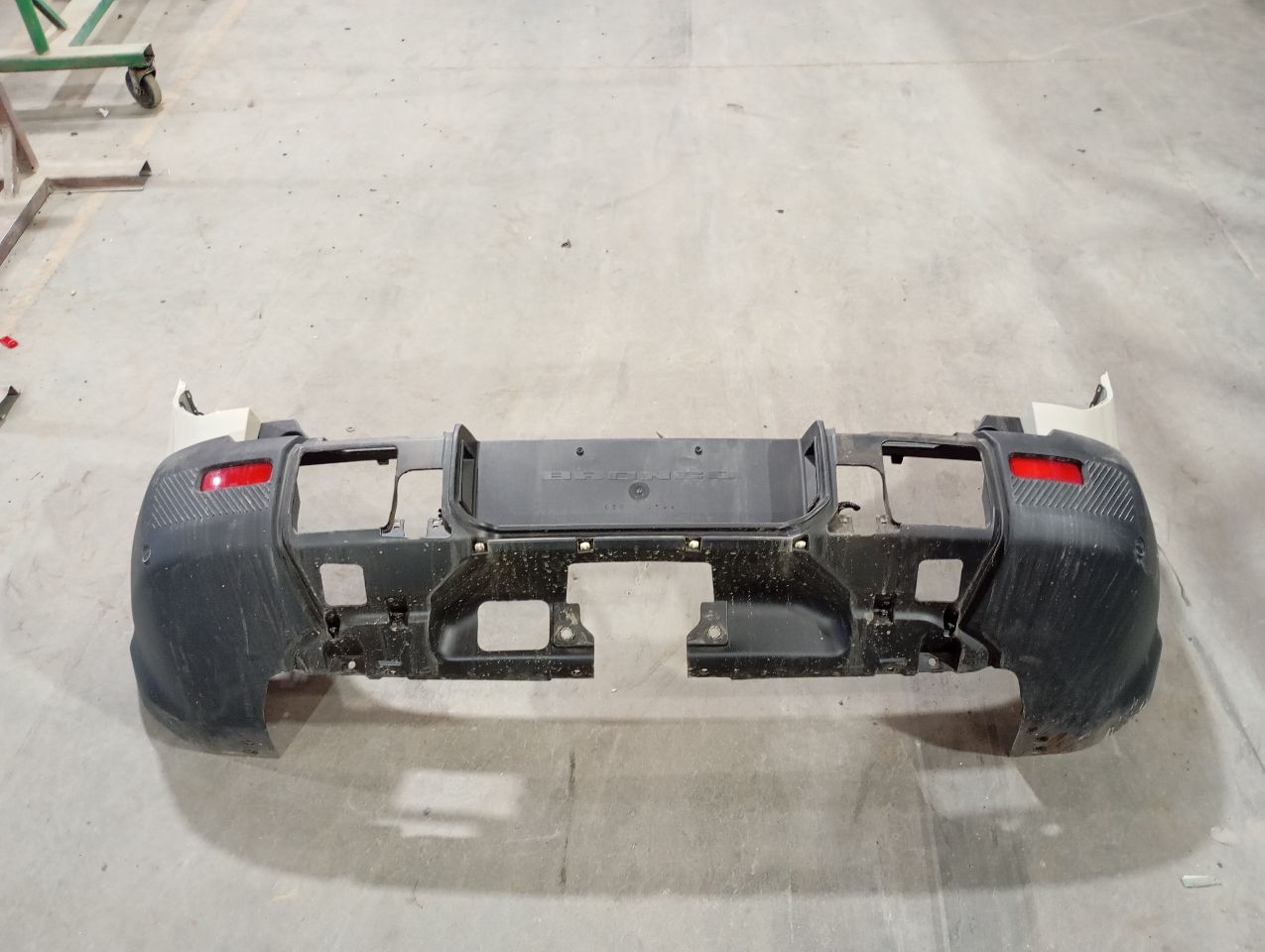 Part image 1