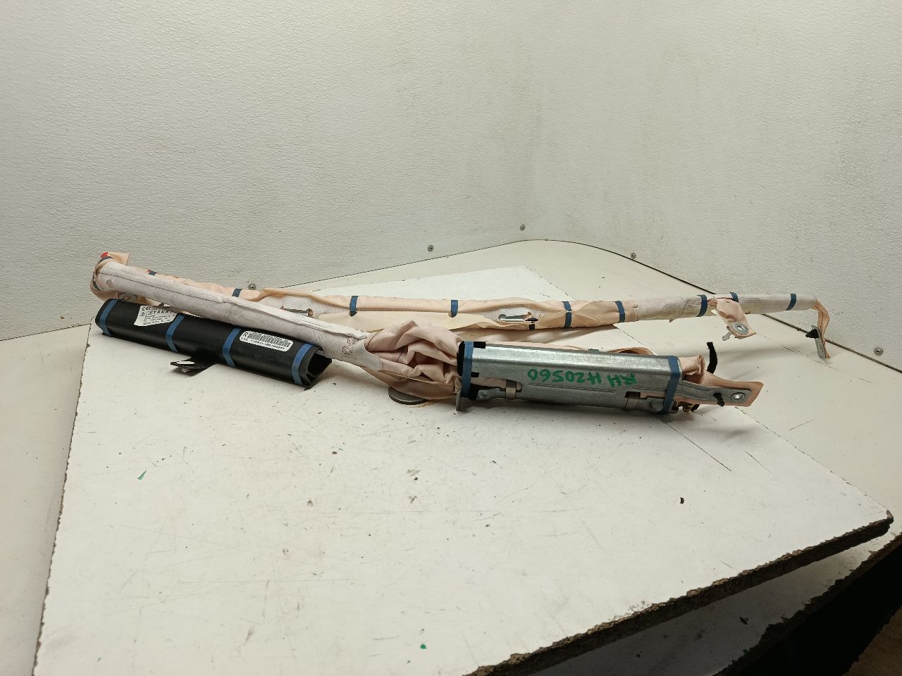 Part image 4