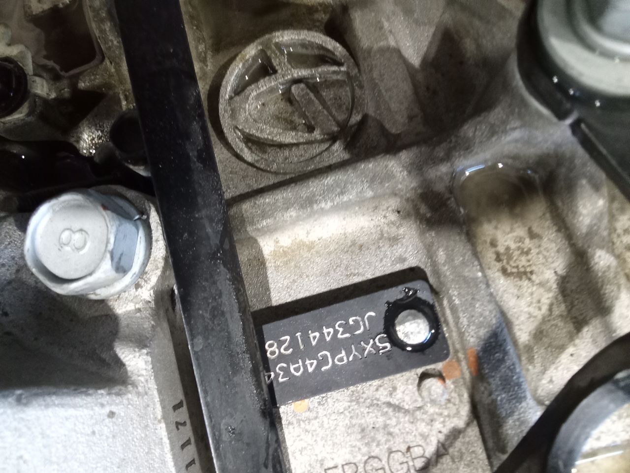 Part image 3