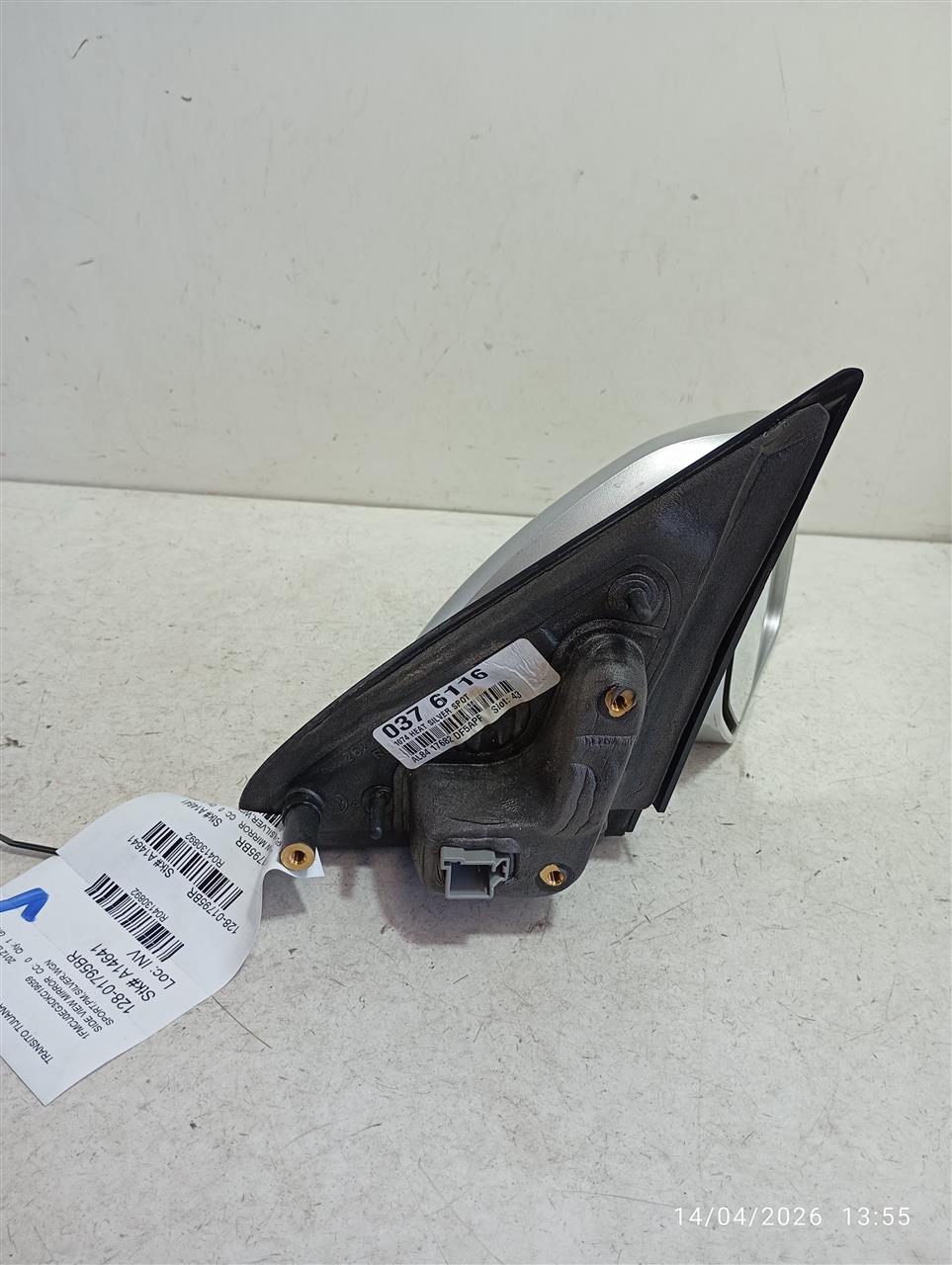 2012 Ford ESCAPE Side View Mirror