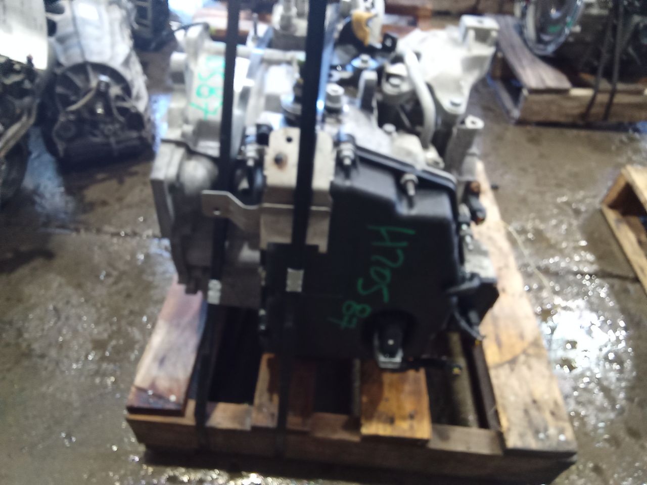 Part image 3