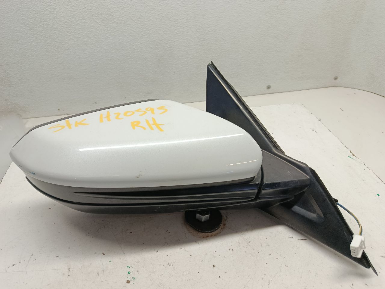 Part image 3