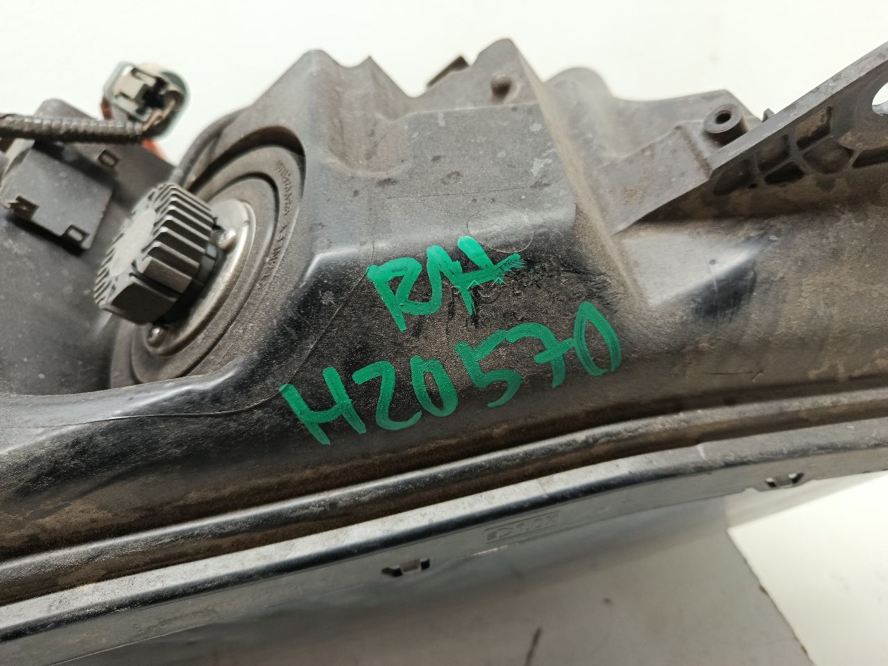 Part image 8