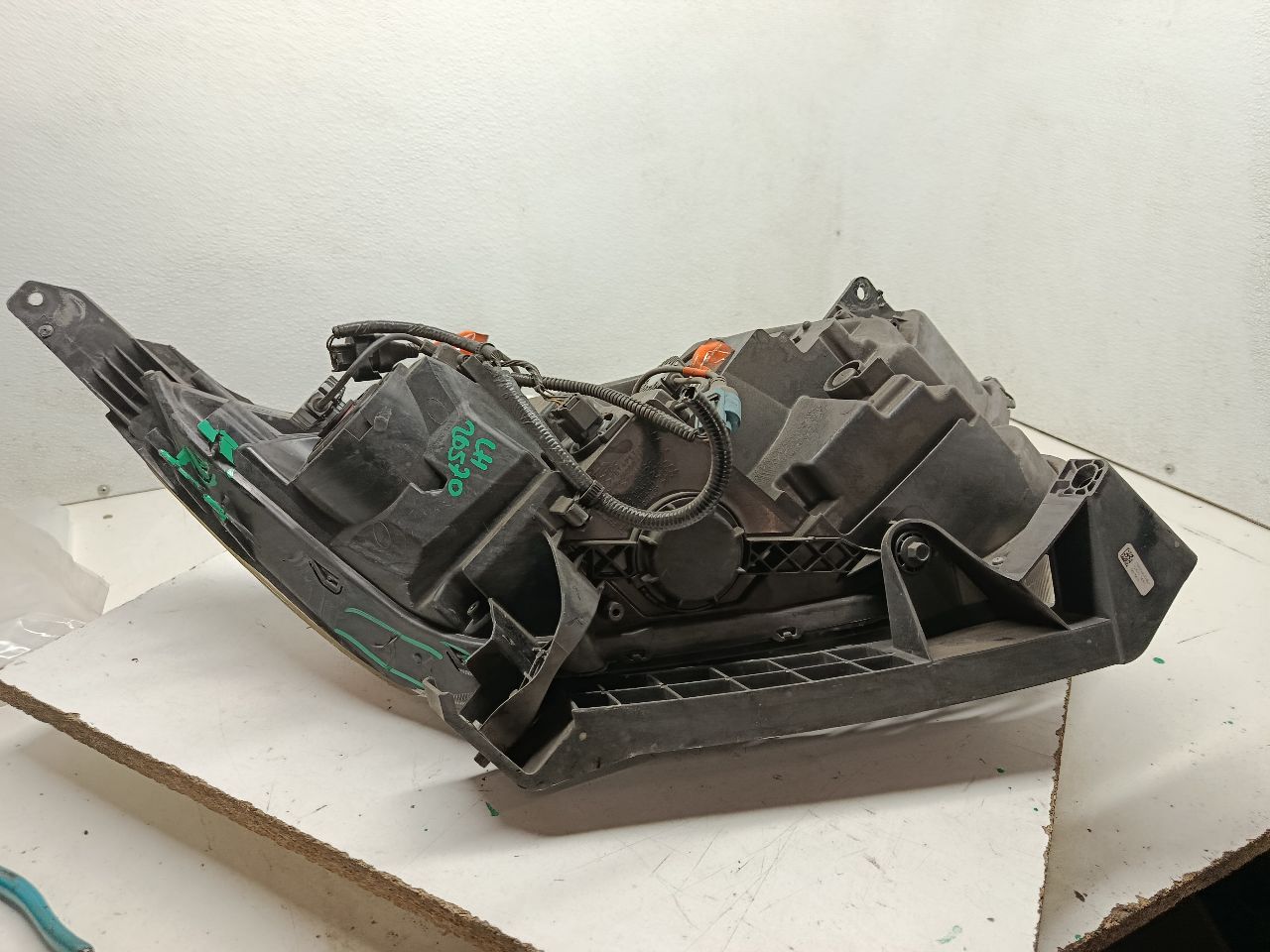 Part image 4