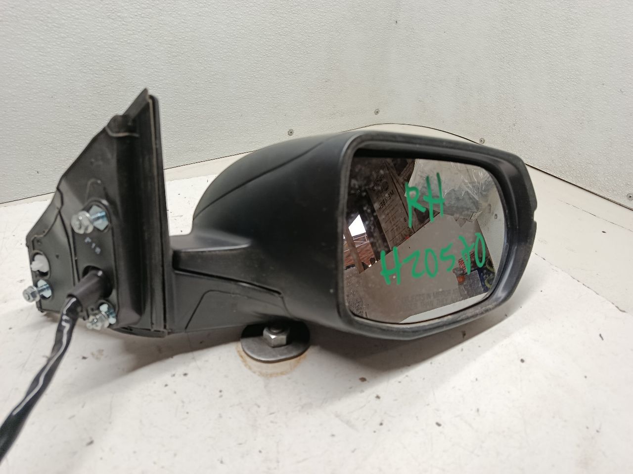 Part image 1