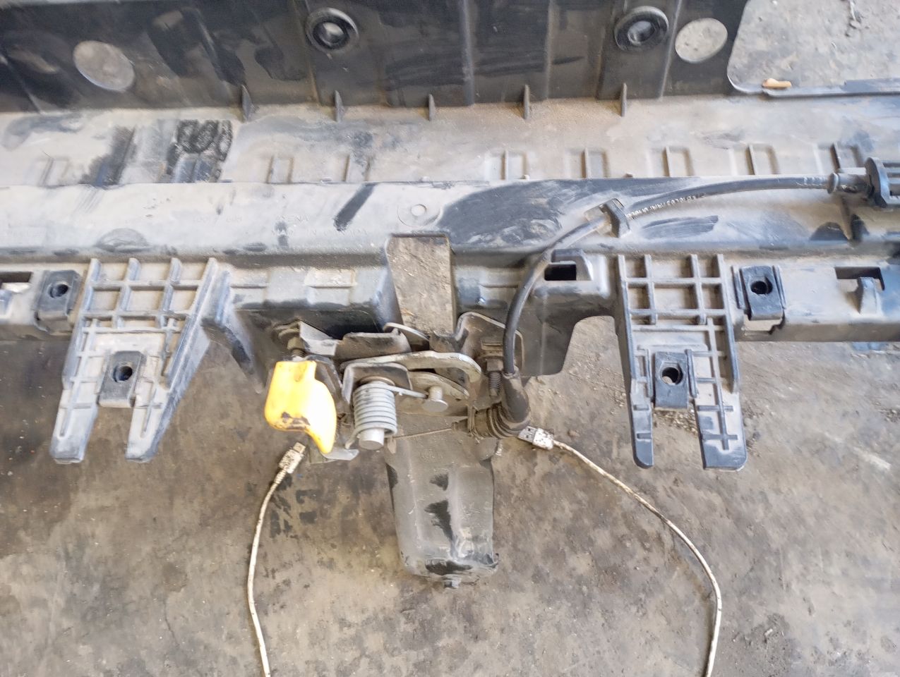 Part image 4