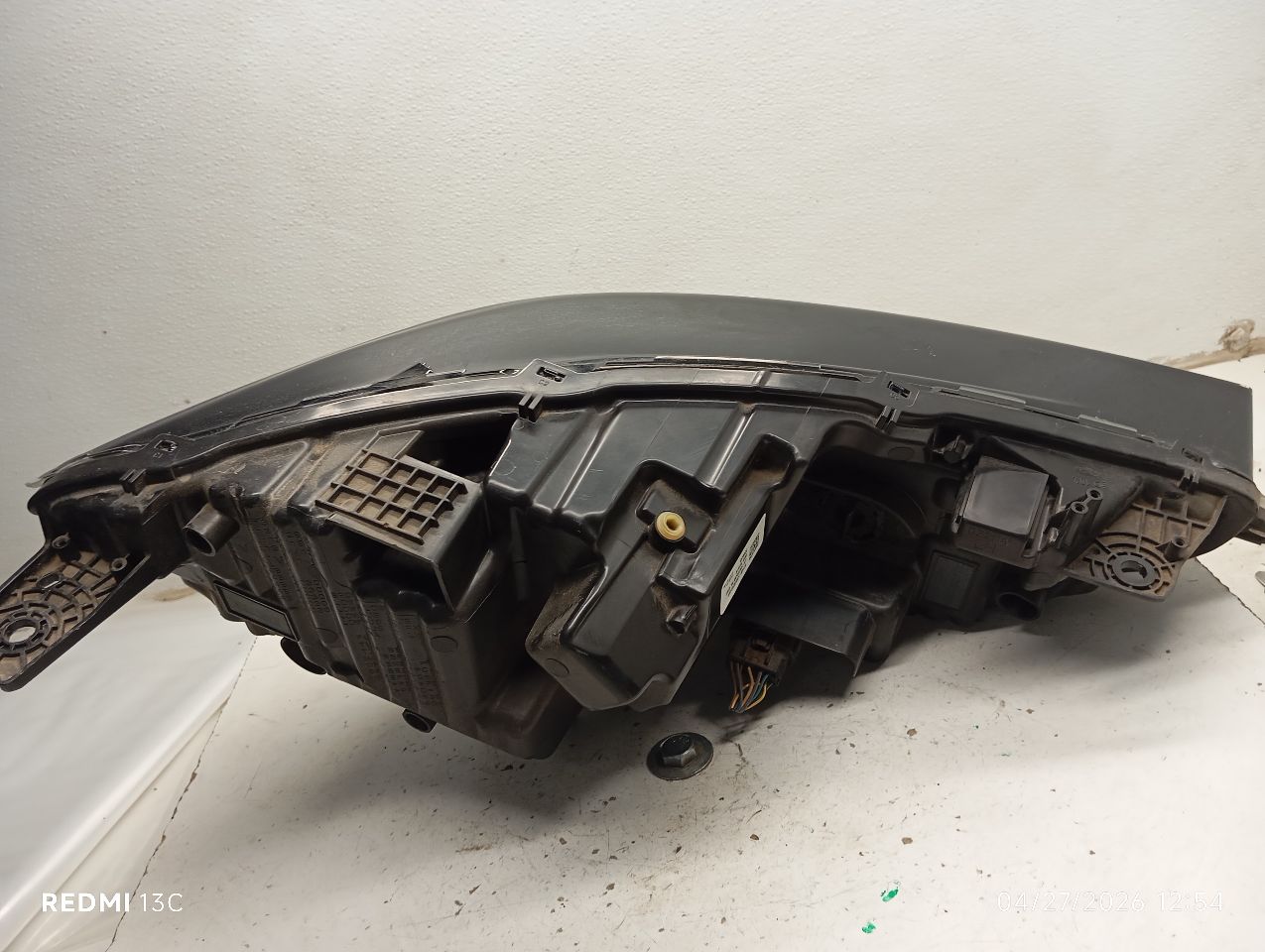 Part image 3