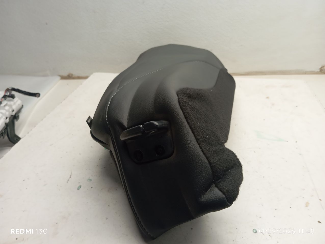 Part image 3