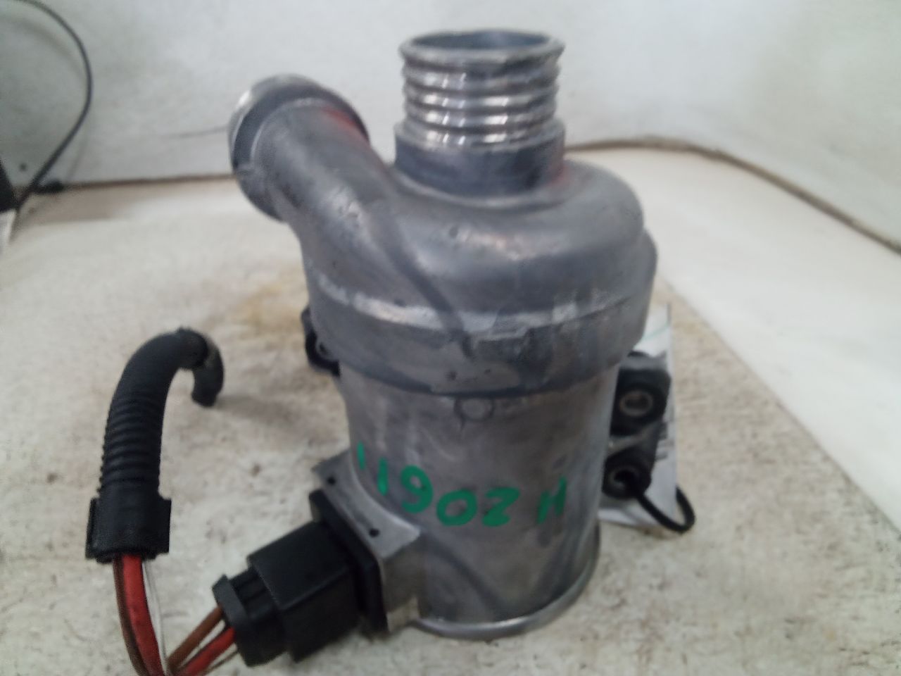 Part image 4