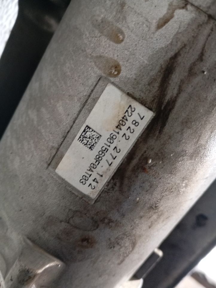 Part image 8
