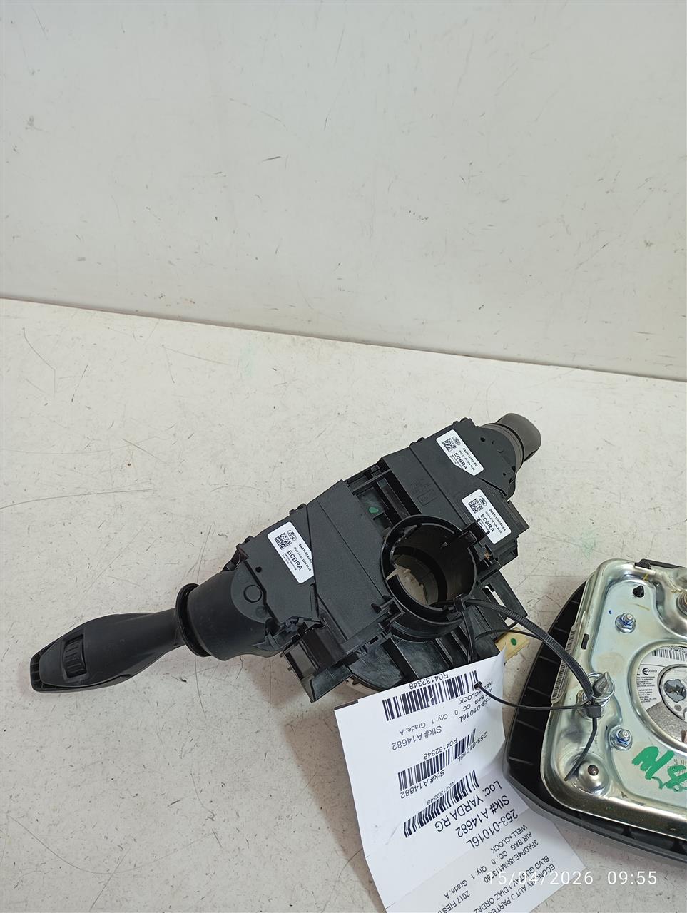 Part image 3