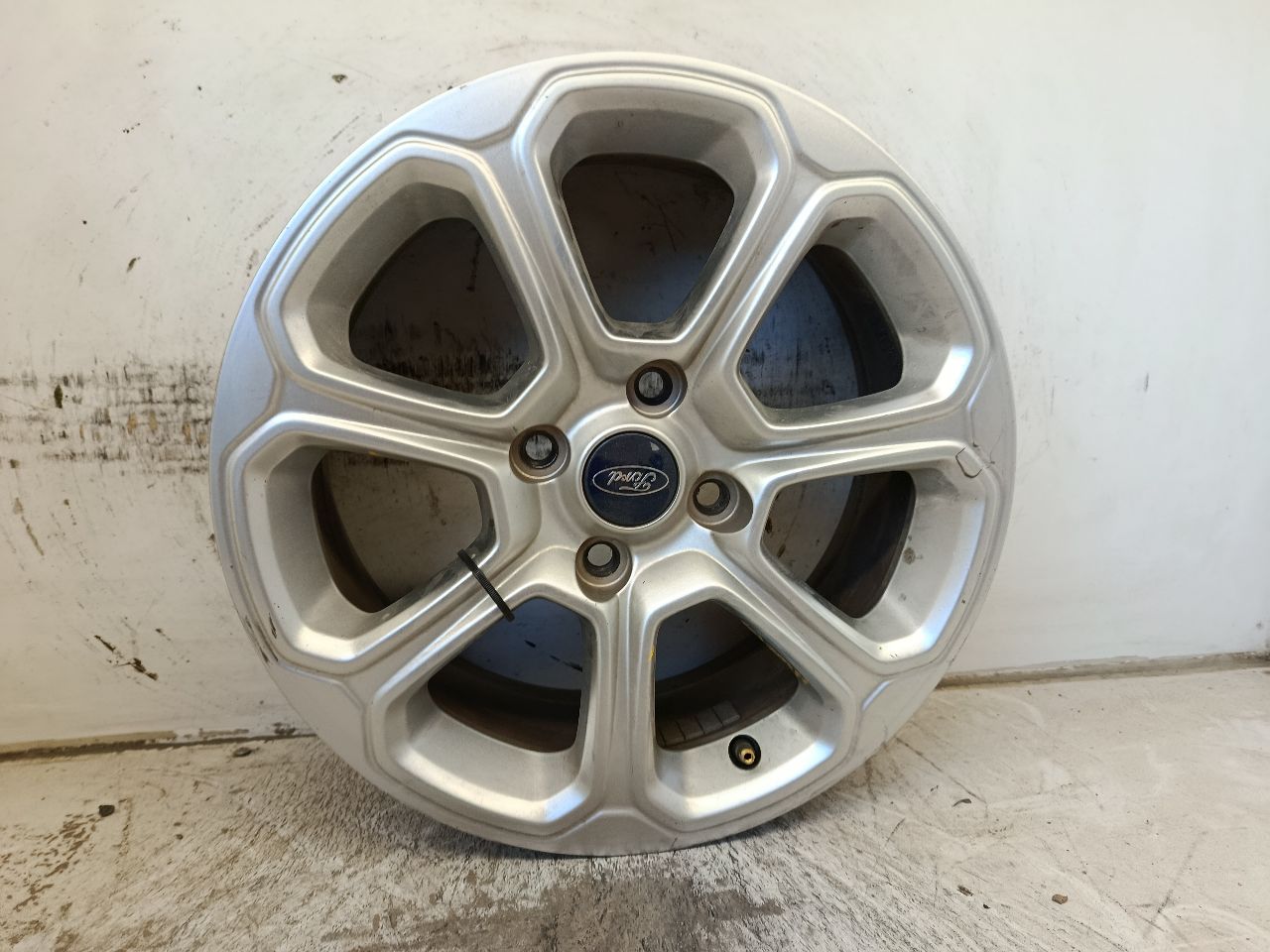2019 Ford ECOSPORT Wheel