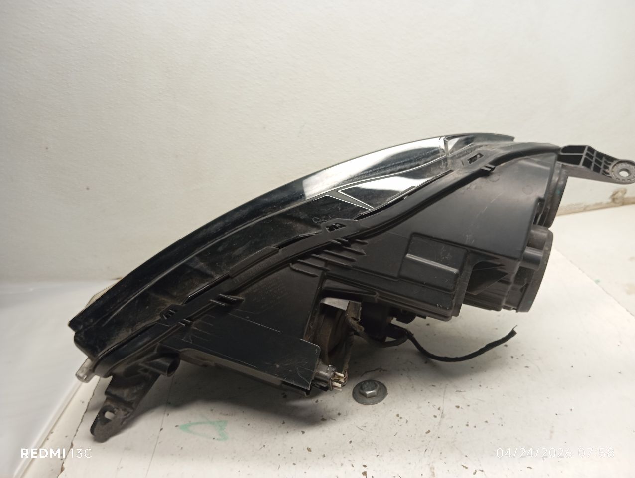 Part image 3