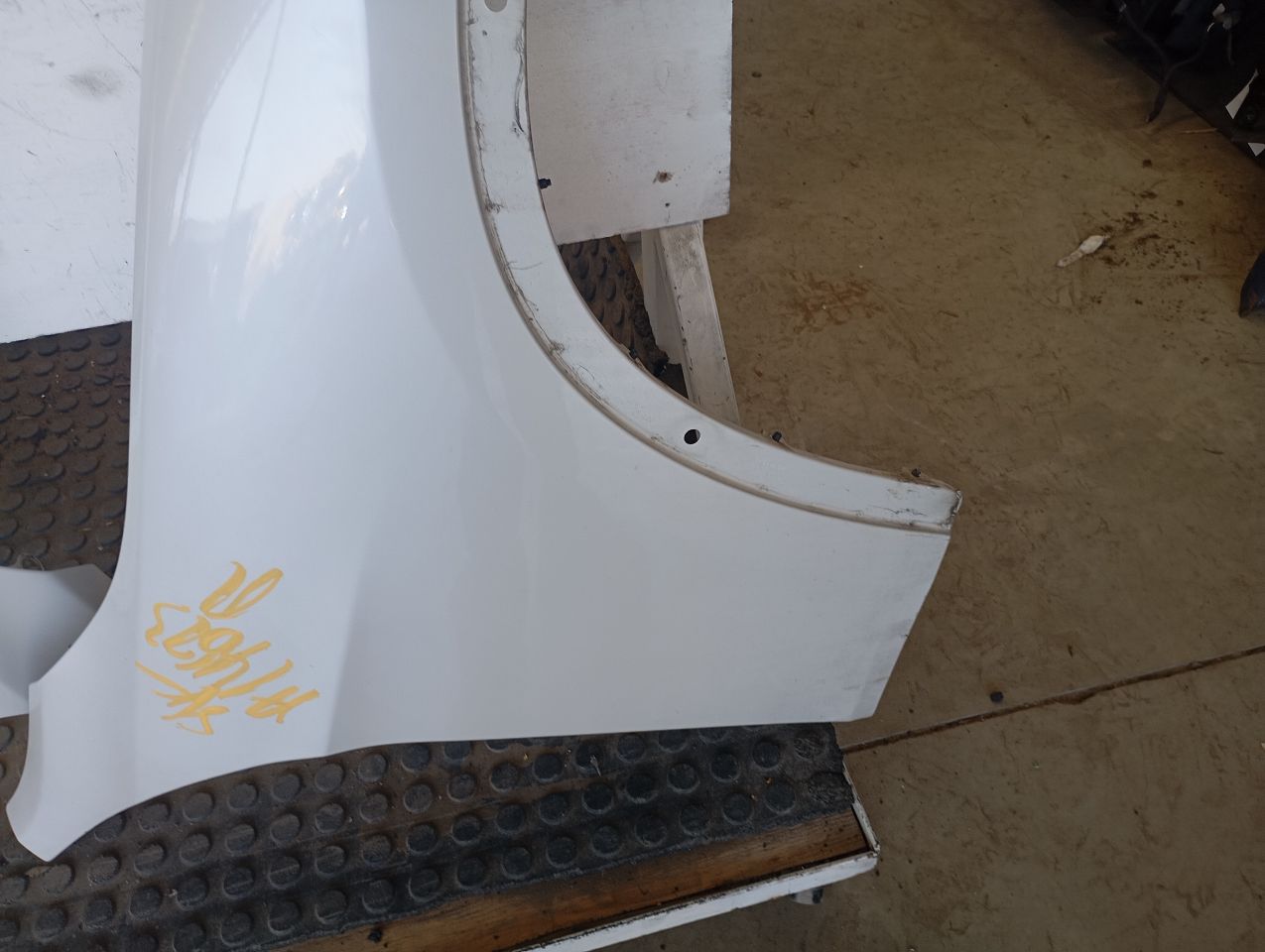 Part image 3