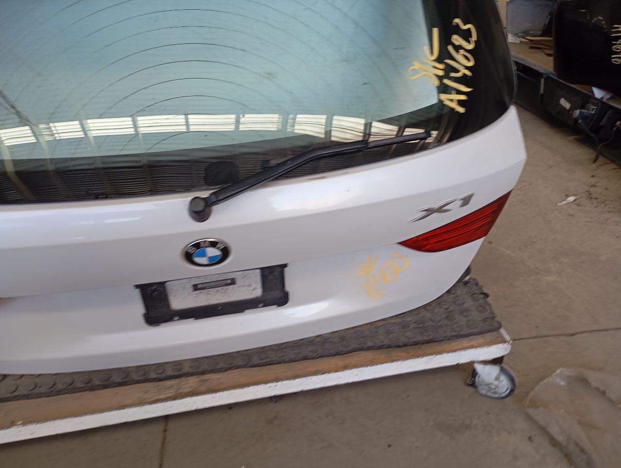 Part image 4
