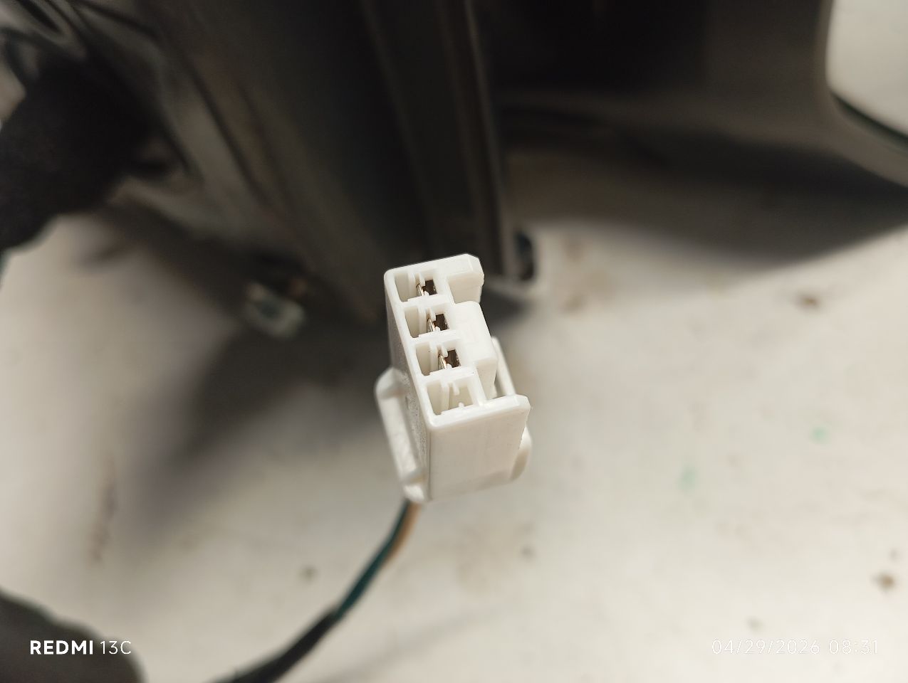 Part image 4