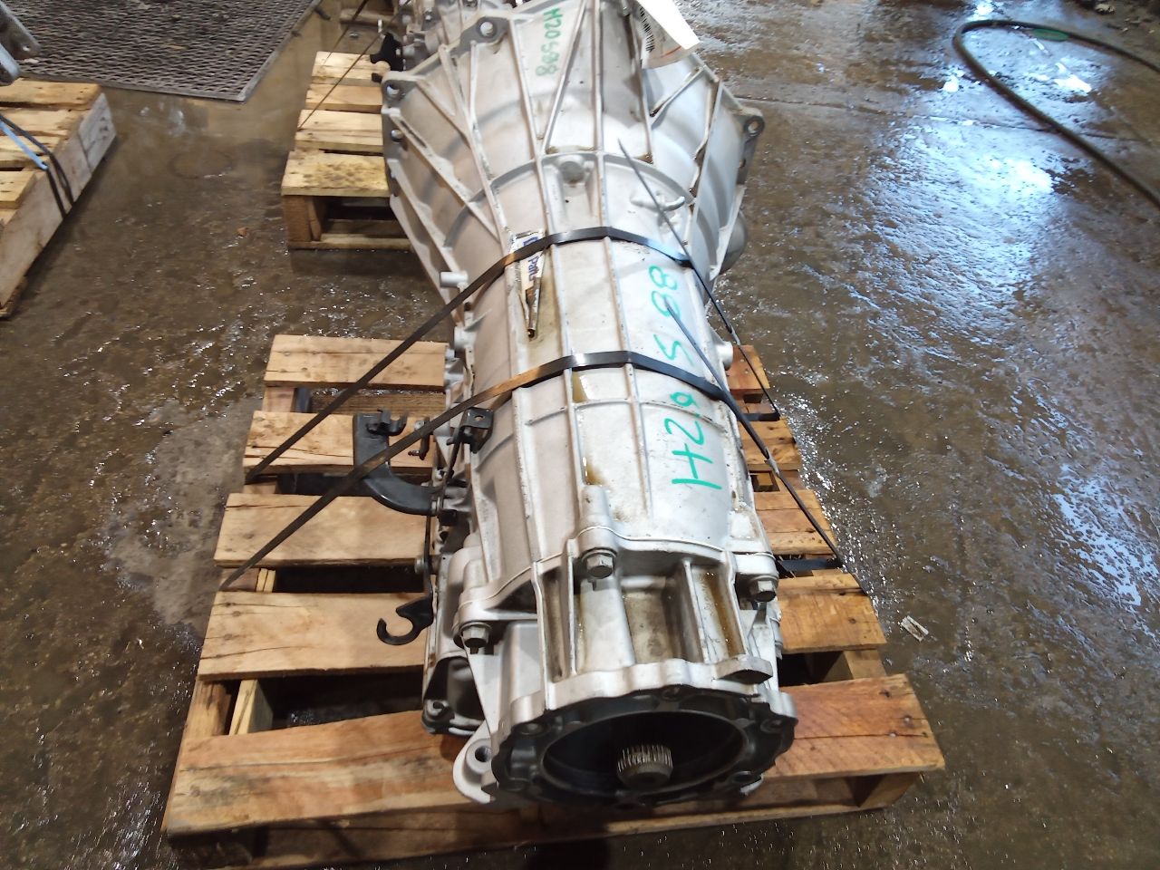 Part image 4