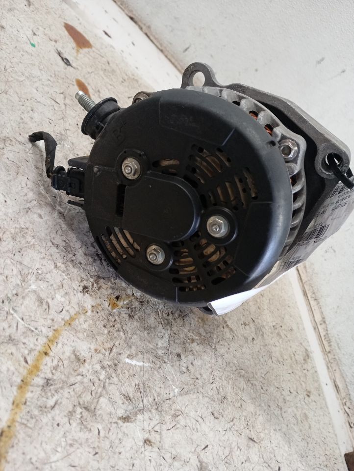 2016 General Motors YUKON Alternator