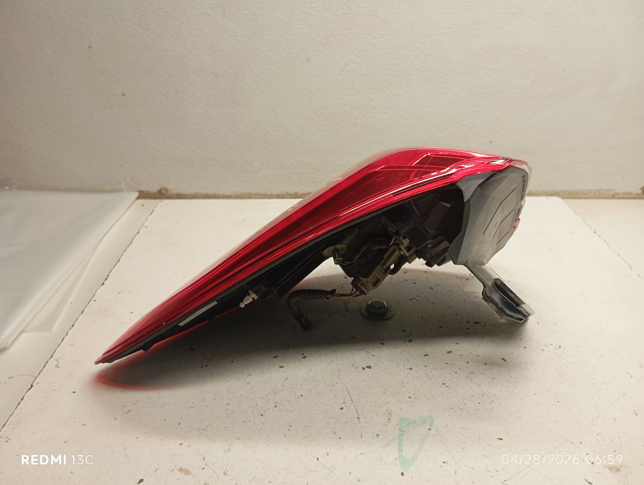 Part image 3