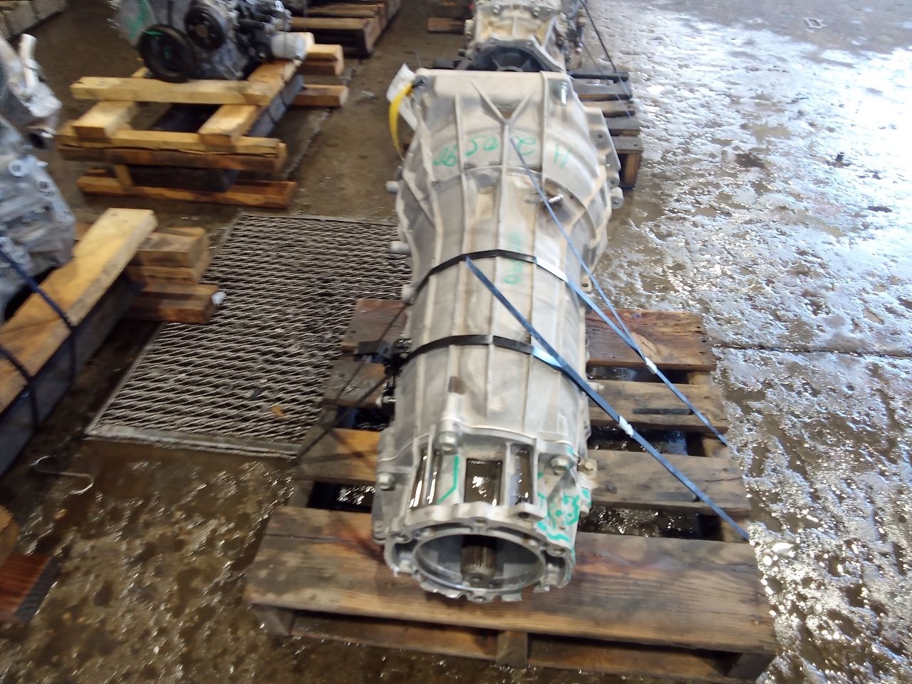 Part image 4