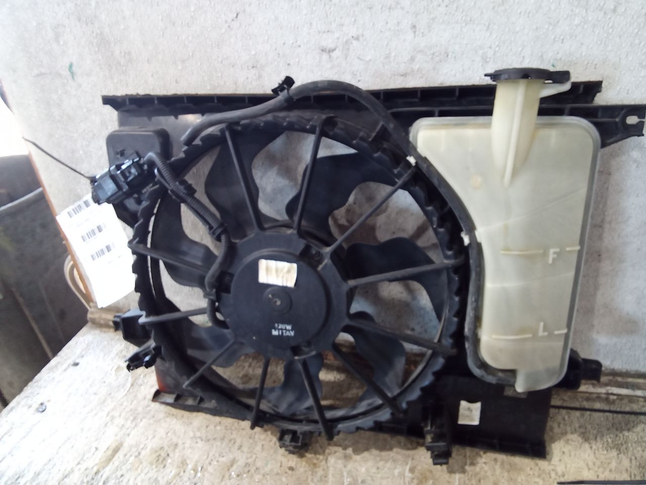 Part image 3