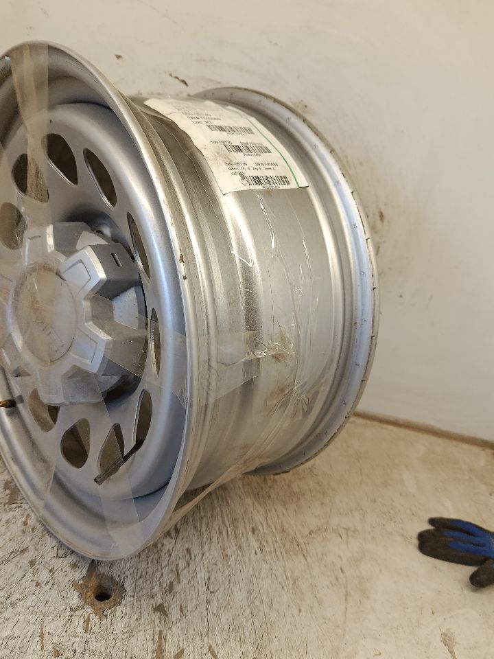 Part image 3