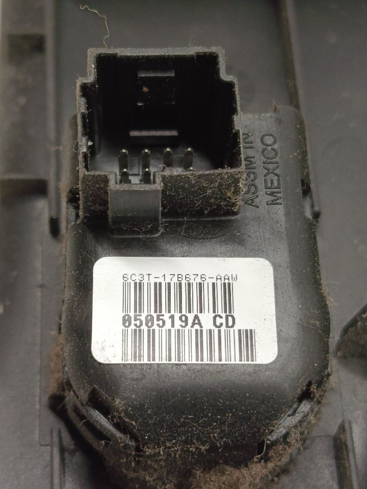 Used 2006 Ford FORD F250SD PICKUP Front Door Switch - Stock #H20756