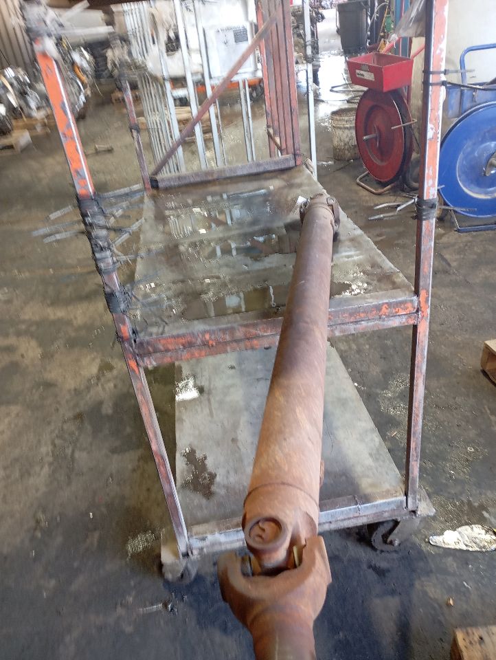 Part image 4