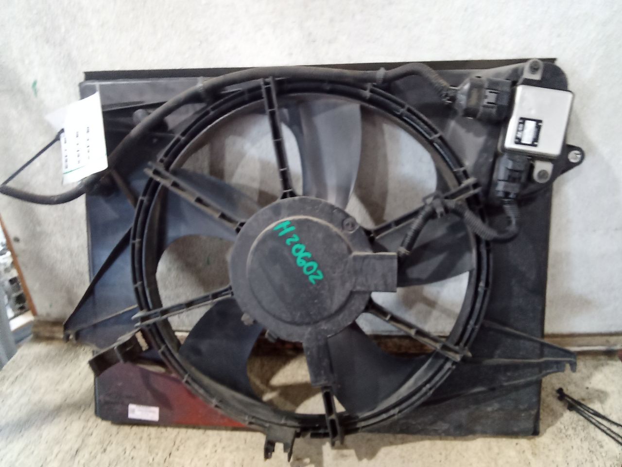 Part image 3