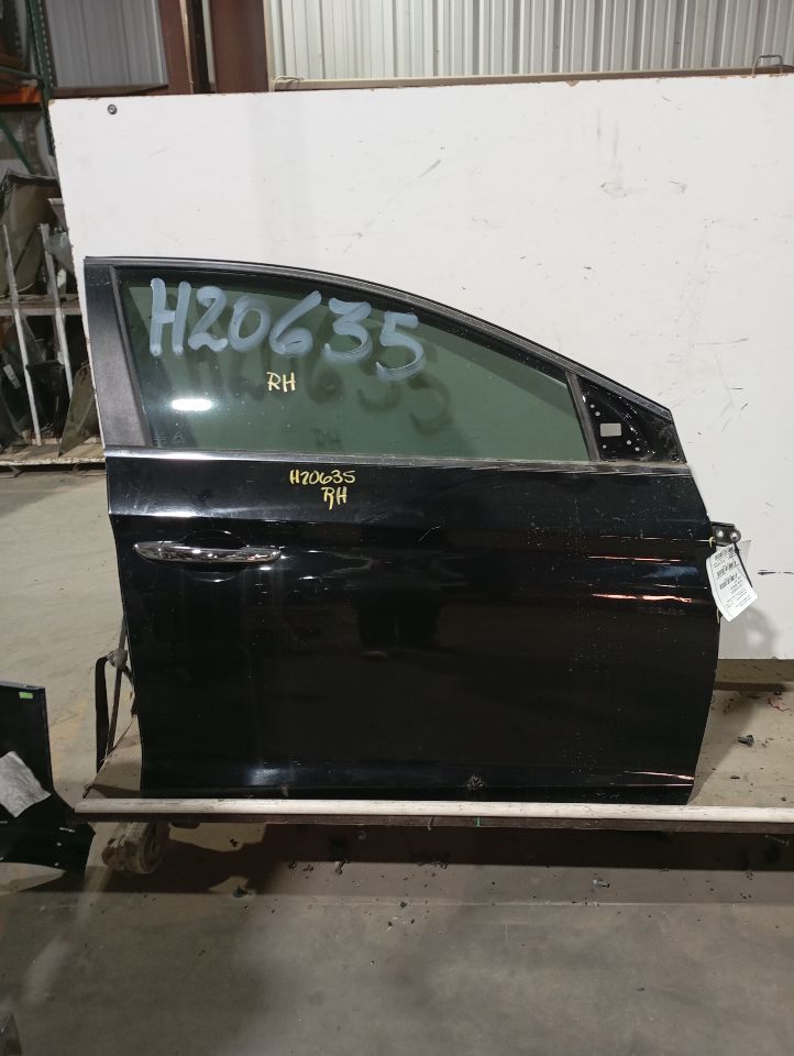 2017 Hyundai SONATA Door Assembly, Fr