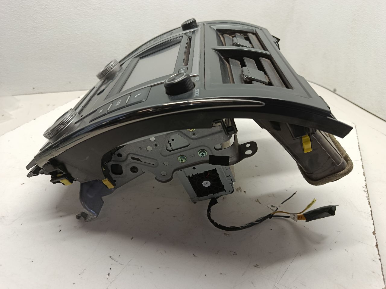 Used 2012 Toyota CAMRY ID 57012 on radio face - Stock #H20508