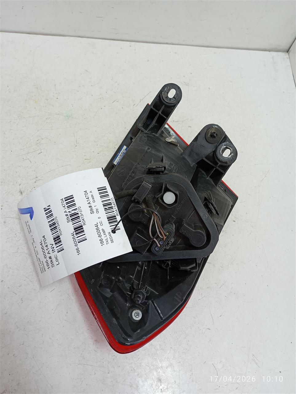 Part image 3