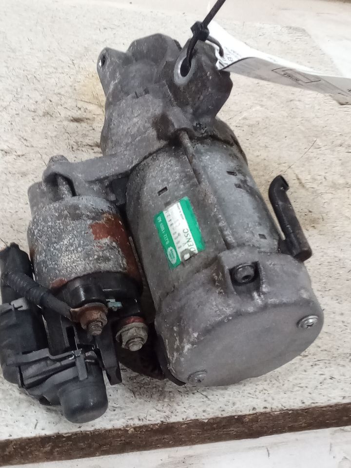2013 Rover EVOQUE Starter Motor
